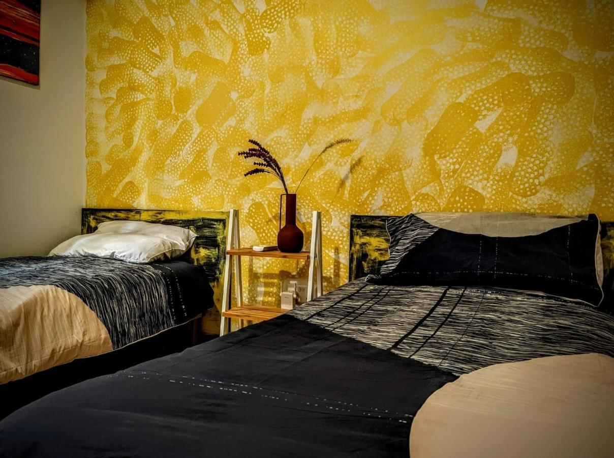 Quiet Ensuite Budget Twin Room Слима Экстерьер фото