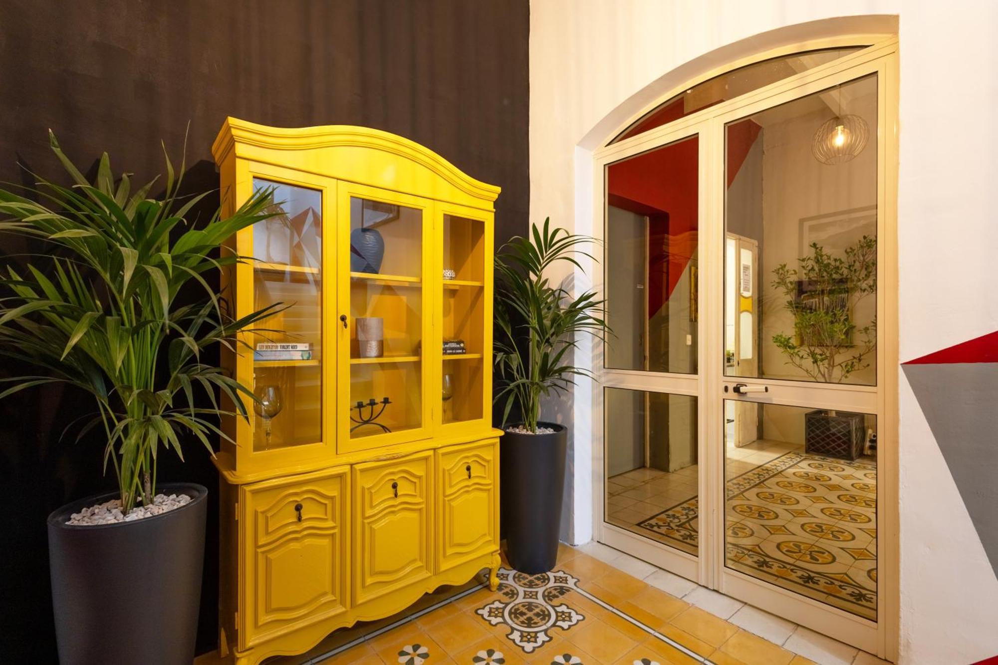 Quiet Ensuite Budget Twin Room Слима Экстерьер фото